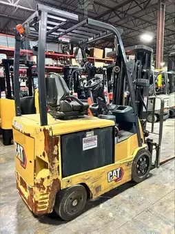 Electric - 4 wheels 2022  CAT Lift Trucks EC25N (24)