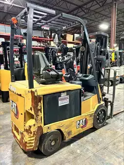 Electric - 4 wheels 2022  CAT Lift Trucks EC25N (36)