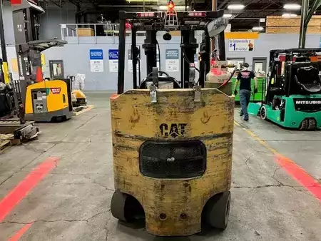 LPG Forklifts 2017  CAT Lift Trucks GC40KSTR (2)