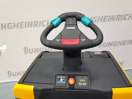 Horizontální vychystávací vozík 2019  Jungheinrich ECE 225 (3)