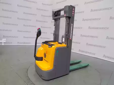 Pallet Stackers 2019  Jungheinrich EJC 214 (1)