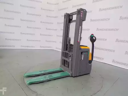 Pallet Stackers 2019  Jungheinrich EJC 214 (2)