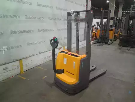 Pallet Stackers 2020  Jungheinrich EJC 110 115-290 ZT (3)