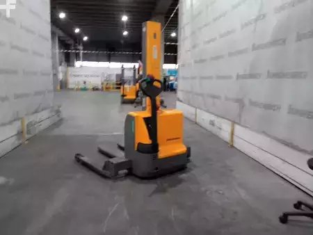 Pallet Stackers 2020  Jungheinrich EMC B10 (1)