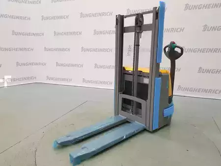 Pallet Stackers 2020  Jungheinrich EJC 110 115-250 ZT (2)