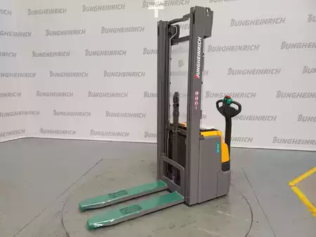 Pallet Stackers 2021  Jungheinrich EJC 214 (2)