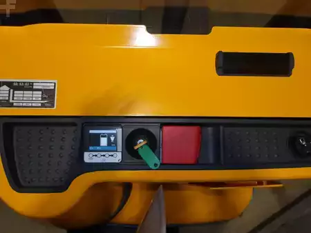 Pallet Stackers 2021  Jungheinrich EJC 110 Li 115-250 ZT (3)