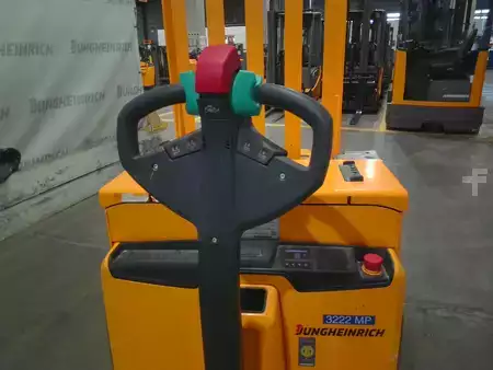 Transpallet elettrici 2019  Jungheinrich EJE C20 (3)