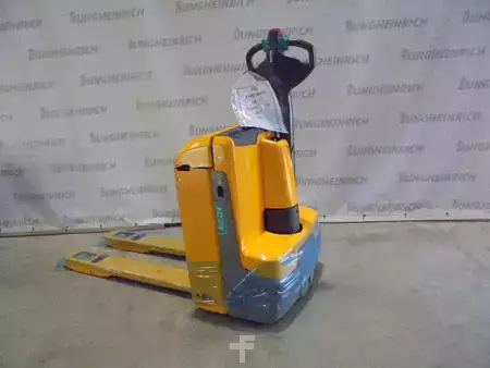 Nízkozdvižný vozík 2019  Jungheinrich EJE 114 (1)