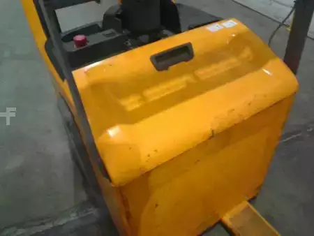 Fahrerstandstapler 2019  Jungheinrich ERE 120 FP 115-54 (6)