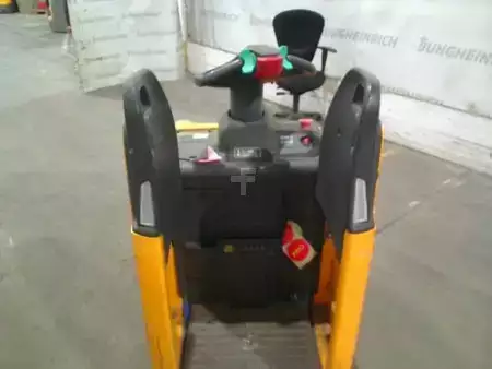 Fahrerstandstapler 2020  Jungheinrich ERE 225 FP 115-54 (5)