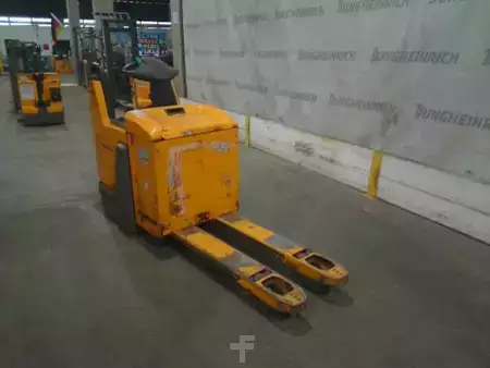 Fahrerstandstapler 2020  Jungheinrich ERE 225 FP 115-54 (3)