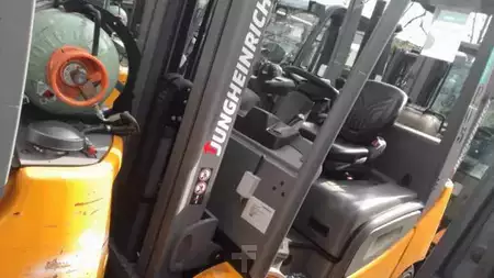 Empilhador a gás 2016  Jungheinrich TFG 316s 440DZ (5)