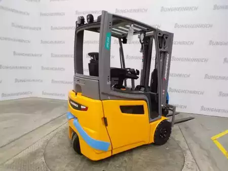 Elektryczne 4-kołowe 2018  Jungheinrich EFG 215 SP GE 115-425 DZ (2)