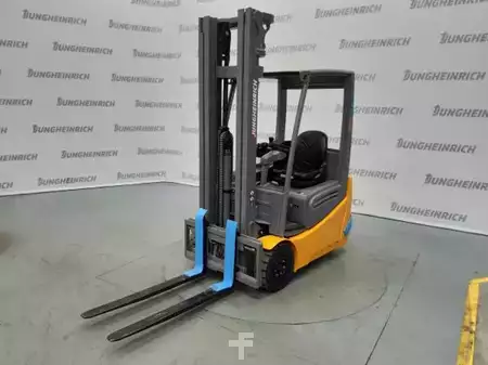 Eléctrico - 4 rodas 2018  Jungheinrich EFG 213 SP GE 115-550 DZ (1)