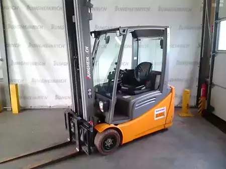 3-wiel elektrische heftrucks 2018  Jungheinrich EFG 216 (4)