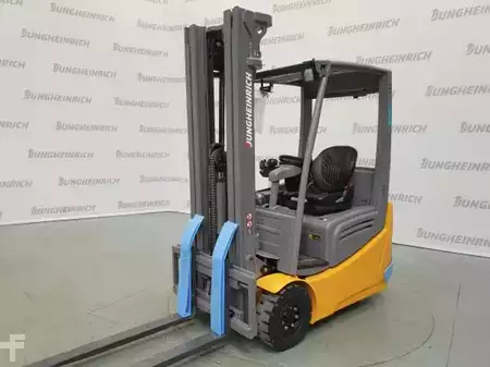 Eléctrico - 4 rodas 2018  Jungheinrich EFG 213 SP GE 115-500 DZ (1)