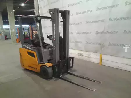 Elektryczne 3-kołowe 2019  Jungheinrich EFG 220 (4)