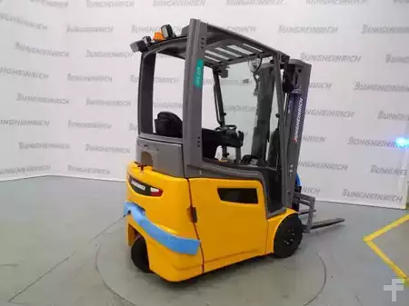 Elektryczne 4-kołowe 2019  Jungheinrich EFG 215 SP GE 115-440 DZ (2)