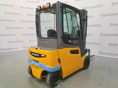 Chariots électriques à 4 roues 2019  Jungheinrich EFG 320 SP GE 115-464 DZ (2)