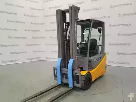 Elektro 4 Rad 2019  Jungheinrich EFG 220 SP GE 115-500 DZ (1)