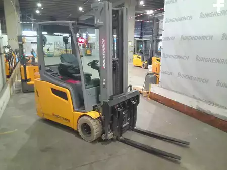 Elektryczne 3-kołowe 2019  Jungheinrich EFG 220 (4)