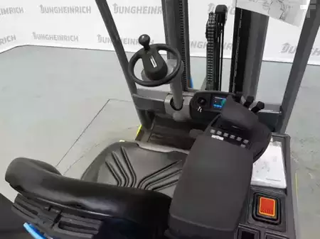 Elektryczne 4-kołowe 2019  Jungheinrich EFG 215 SP GE 115-464 DZ (3)
