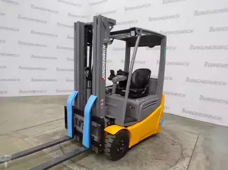 Elektryczne 4-kołowe 2019  Jungheinrich EFG 215 MP GE 115-440 DZ (1)