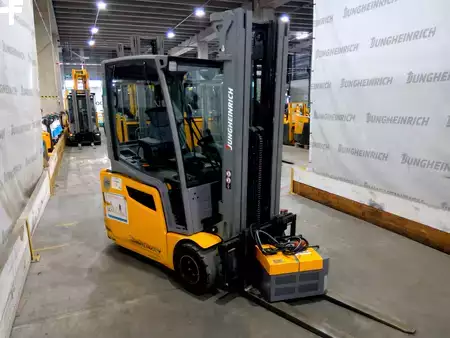 3-wiel elektrische heftrucks 2019  Jungheinrich EFG 218 (4)