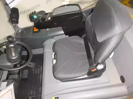 Elektro čtyřkolový VZV 2019  Jungheinrich EFG S30 (3)