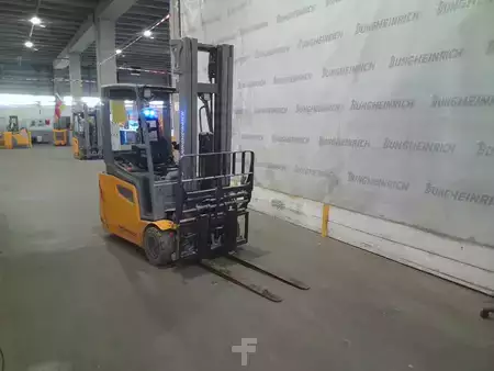 Elektryczne 3-kołowe 2019  Jungheinrich EFG 220 (4)