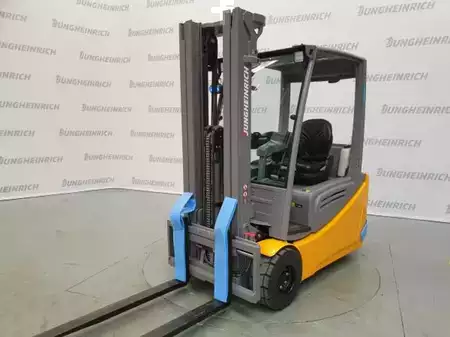 Elektro 4 Rad 2019  Jungheinrich EFG 220 SP GE 115-470 DZ (1)
