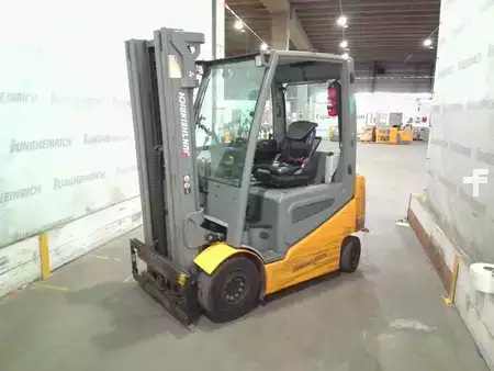 Carrelli elettrici 4 ruote 2020  Jungheinrich EFG 425k (4)