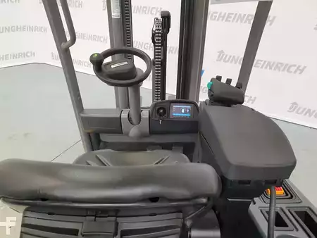 Elektryczne 3-kołowe 2019  Jungheinrich EFG 220 (3)
