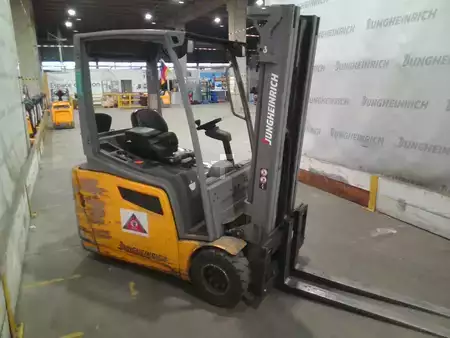 Elektryczne 3-kołowe 2019  Jungheinrich EFG 220 (4)