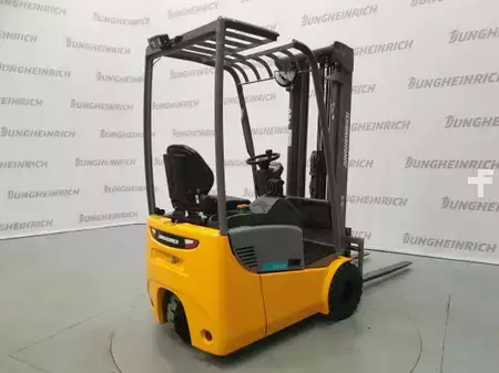 Eléctrico - 3 rodas 2020  Jungheinrich EFG 110 SP GE 120-500 DZ (2)