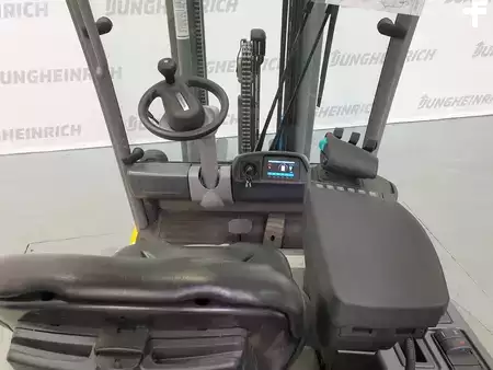 4-wiel elektrische heftrucks 2020  Jungheinrich EFG 316 (3)