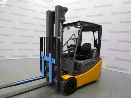 Elektro 4 Rad 2020  Jungheinrich EFG 220 SP GE 120-500 DZ (1)