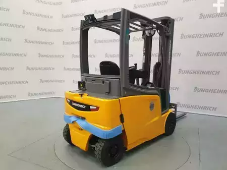 Elektromos 4 kerekű 2021  Jungheinrich EFG 316 Li SP GE 110-500 DZ (2)