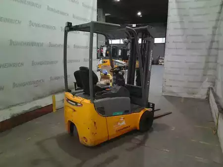 Elektryczne 3-kołowe 2022  Jungheinrich EFG 115 (5)