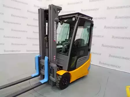 Eléctrico - 4 rodas 2022  Jungheinrich EFG 213 Li SP GE 115-464 DZ (1)