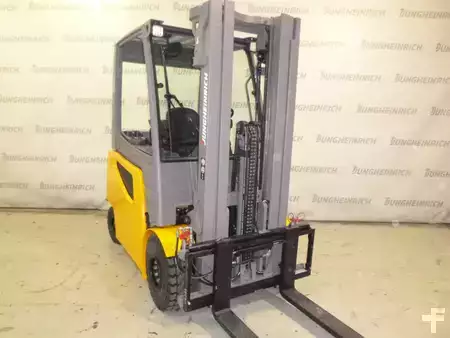 Carrelli elettrici 4 ruote 2023  Jungheinrich EFG 425k (1)