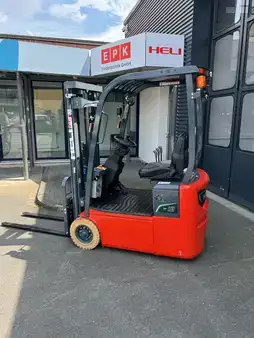 Electric - 3 wheels 2025  Heli CPD12SQ (1)