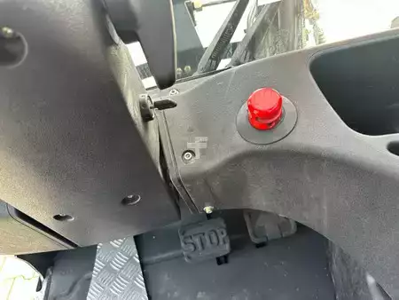 Chariots électriques à 4 roues 2014  Linde E12-01 / SIDE SHIFT / DUPLEX (15)