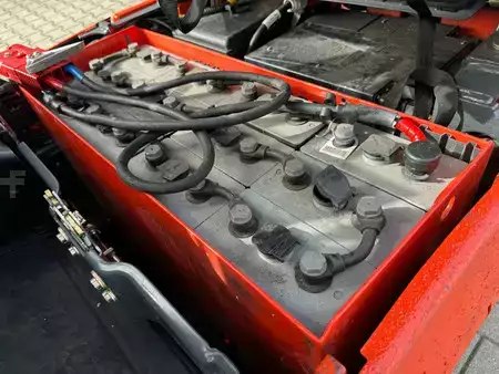 Chariots électriques à 4 roues 2014  Linde E12-01 / SIDE SHIFT / DUPLEX (20)