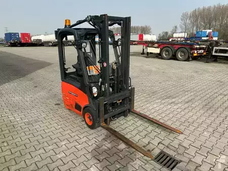 Chariots électriques à 4 roues 2014  Linde E12-01 / SIDE SHIFT / DUPLEX (26)
