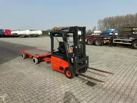Carrelli elettrici 4 ruote 2014  Linde E12-01 / SIDE SHIFT / DUPLEX + 2016 MAFI double steered draw bar trailers (7)