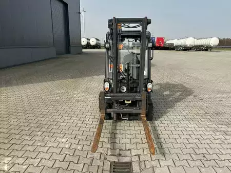 Chariots électriques à 4 roues 2014  Linde E12-01 / SIDE SHIFT / DUPLEX (10)