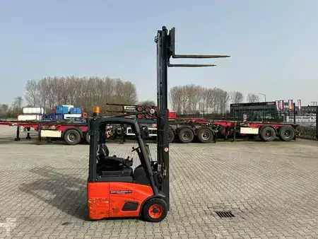 Chariots électriques à 4 roues 2014  Linde E12-01 / SIDE SHIFT / DUPLEX (6)