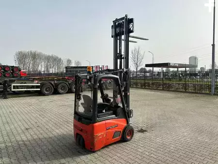 Carrelli elettrici 4 ruote 2014  Linde E12-01 / SIDE SHIFT / DUPLEX (7)